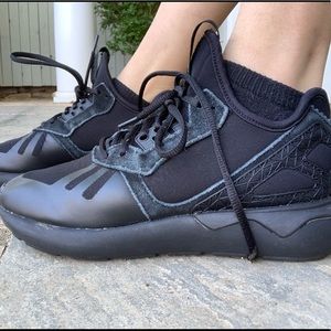 Adidas tubular shoes